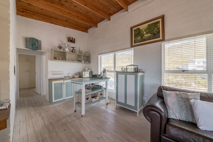 4 Bedroom Property for Sale in Pringle Bay Western Cape